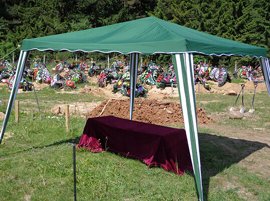 Копка могил